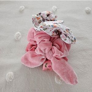 Disney The Aristocats Scrunchies Set